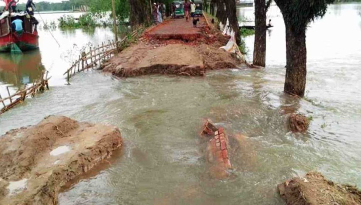 নদী খননের নামে দুর্নীতি করা দায়ীদের শাস্তি প্রদানের দাবি