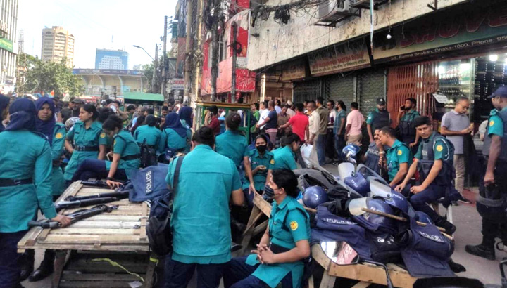 জিরো পয়েন্টে এখনও দেখা নেই আওয়ামী লীগের