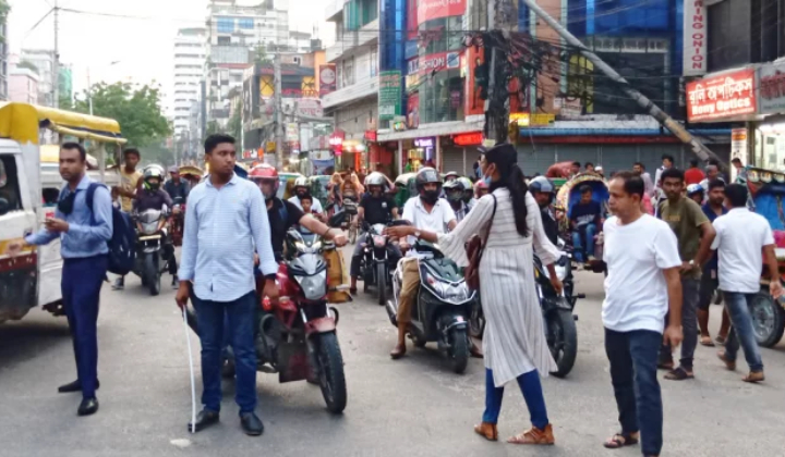 ‘পুলিশের সাথে ট্রাফিক ব্যবস্থাপনায় কাজ করবে ৩শ’ শিক্ষার্থী’