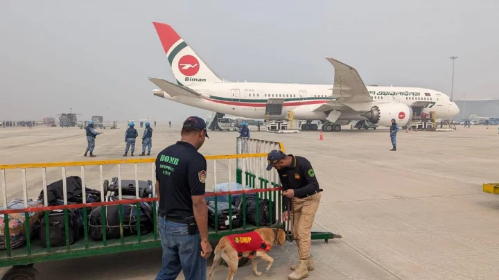 বিমানে বোমাতঙ্ক: হুমকি আসে ‘পাকিস্তানি নম্বর’ থেকে