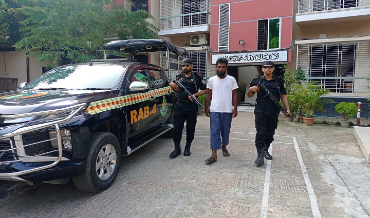 কারাগার থেকে পলাতক মৃত্যুদণ্ডপ্রাপ্ত আসামি গ্রেপ্তার