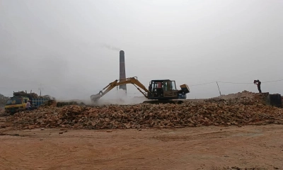 কুষ্টিয়ায় আবারও চালু অবৈধ ইটভাটা