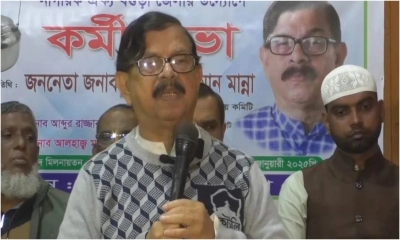 সংবাদপত্র ও গণমাধ্যম পূর্ণ স্বাধীনতা ভোগ করছে: মান্না