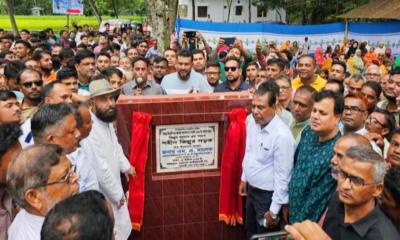 বগুড়ায় শহীদ জিল্লুর রহমান সড়ক উদ্বোধনে বিএনপি