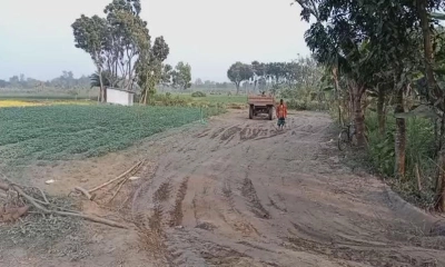 মাটি খেকোদের তাণ্ডবে রক্ষা পাচ্ছে না ফসল-গ্রামীণ সড়ক, প্রশাসন নীরব