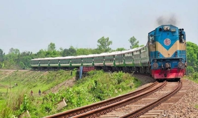 ট্রেনে কাটা পড়ে কিশোরীর মৃত্যু