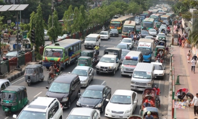 বদলে যাচ্ছে রাজধানীর যান চলাচল ব্যবস্থা