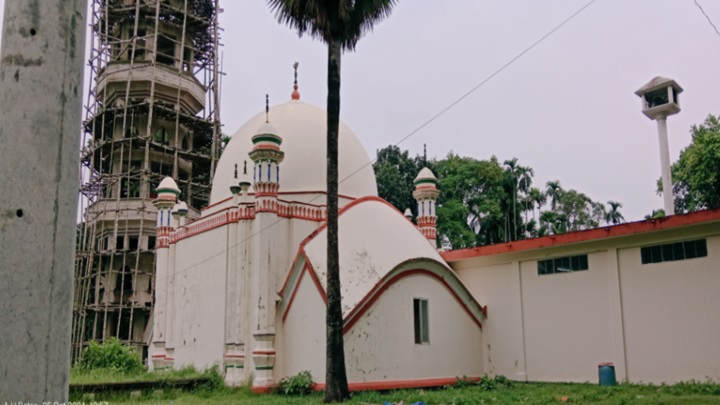 ঐতিহ্য ধরে রেখেছে নাগরপুরের ৪শ বছর পুরোনো মসজিদ