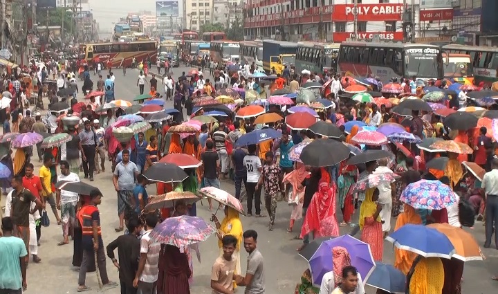 গাজীপুরে আজও বিভিন্ন দাবিতে কারখানা শ্রমিকদের বিক্ষোভ