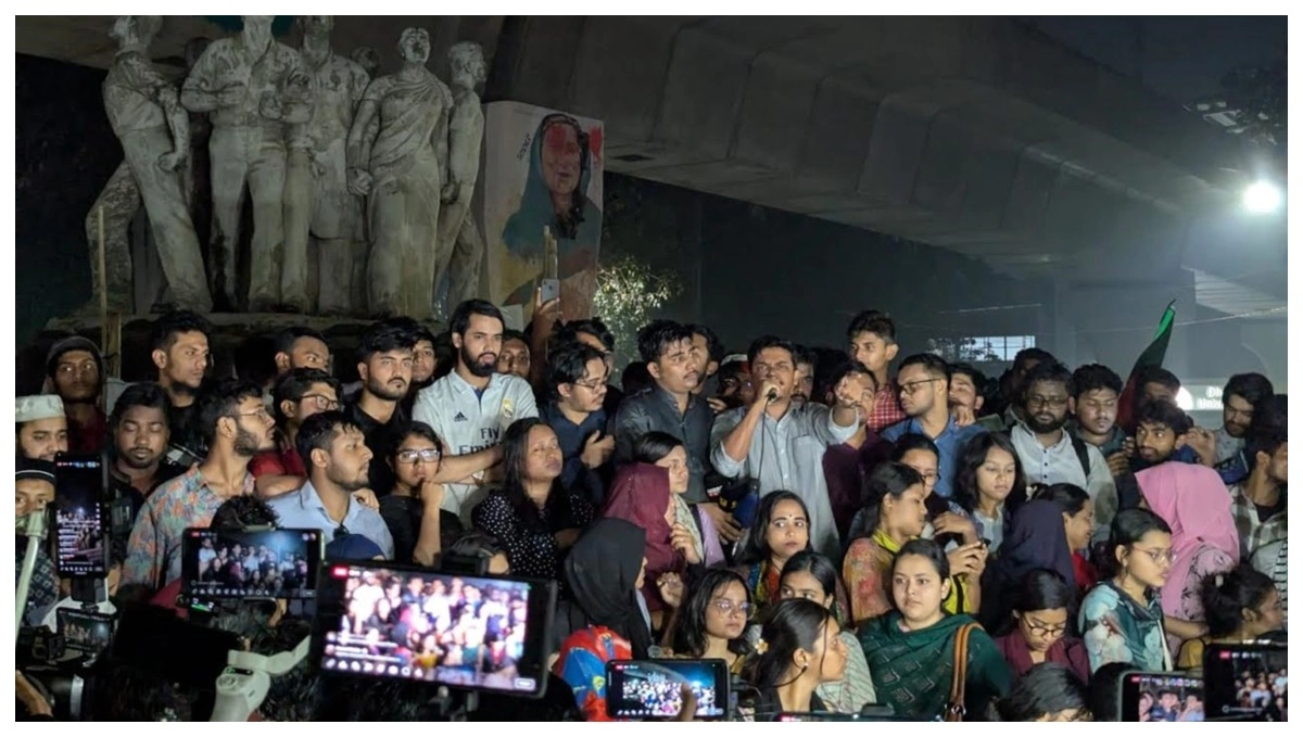 কুয়েটে হামলার প্রতিবাদে বৈষম্যবিরোধীদের বিক্ষোভ