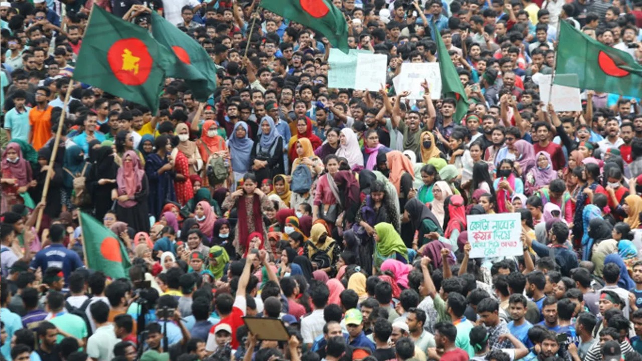 হত্যাকারীদের গ্রেপ্তারের দাবিতে ফের মাঠে নামছে ছাত্র-জনতা