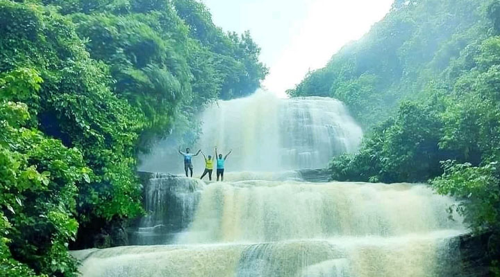 দুর্গম পথে শান্তির ফোয়ারা