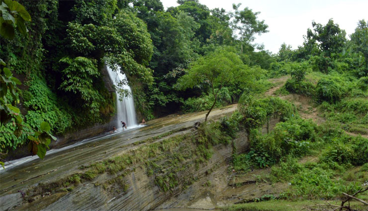 তিন পার্বত্য জেলা ভ্রমণে নিষেধাজ্ঞা