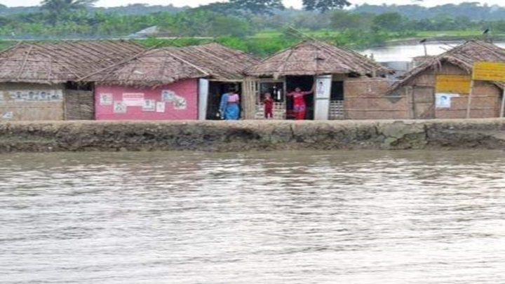 যৌন কর্মীদের জীবন যেন টিস্যু পেপার