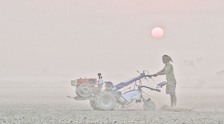 গ্রামীণ কৃষকদের শীতের সংগ্রাম