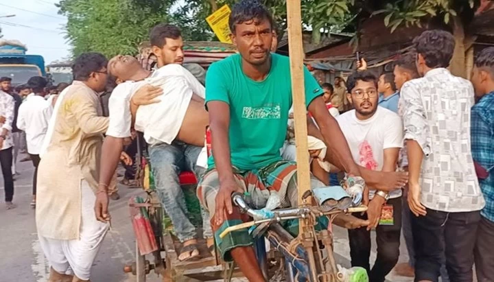 রথযাত্রায় বিদ্যুৎস্পৃষ্টে নিহত ৫, হাসপাতালে ৩০