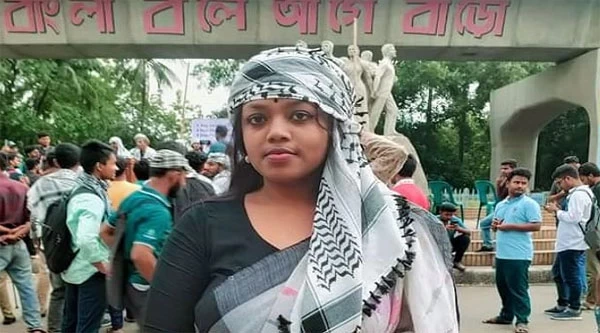 শামসুন্নাহার হলের সমন্বয়ক নুসরাতকে তুলে নেওয়ার অভিযোগ